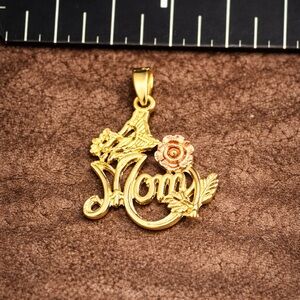 10K Solid Gold #1 Mom Pendant ✨ Tri Color Floral Detail